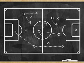 Анализ тактических схем в современном футболе: 4-2-3-1, 3-5-2 и другие популярные расстановки